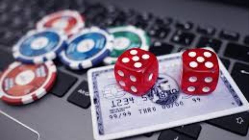 Phân tích, đánh giá chuyên sâu về game bài đổi thưởng